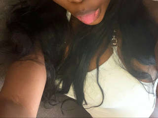 HOTQUEEN amateur webcam photo