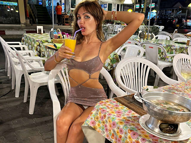 HOOKERNAT free sexy photo