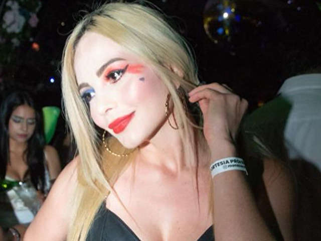 ANNASPARKS free sexy photo