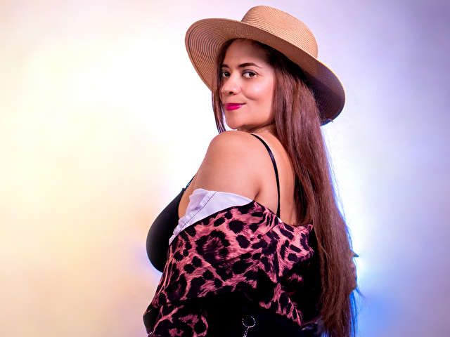 SONIAGRESSON free sexy photo