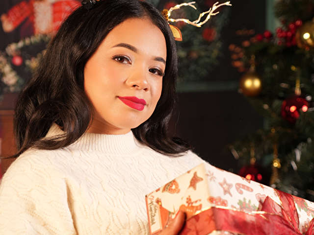CHARLOTTE free sexy photo
