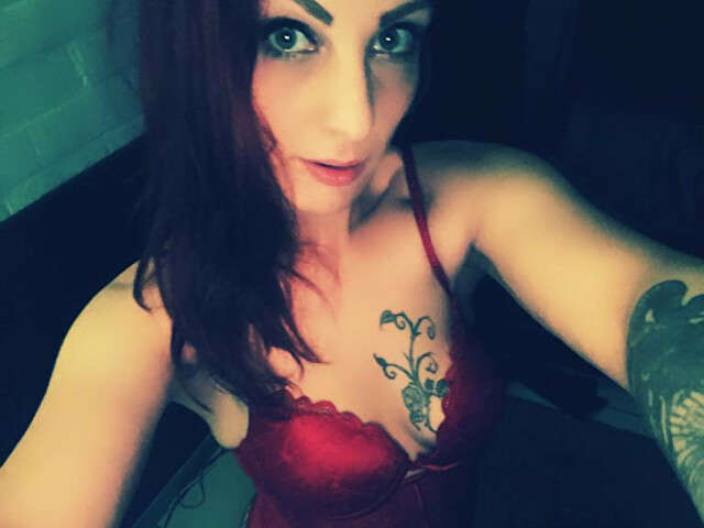 FOXY69 free sexy photo