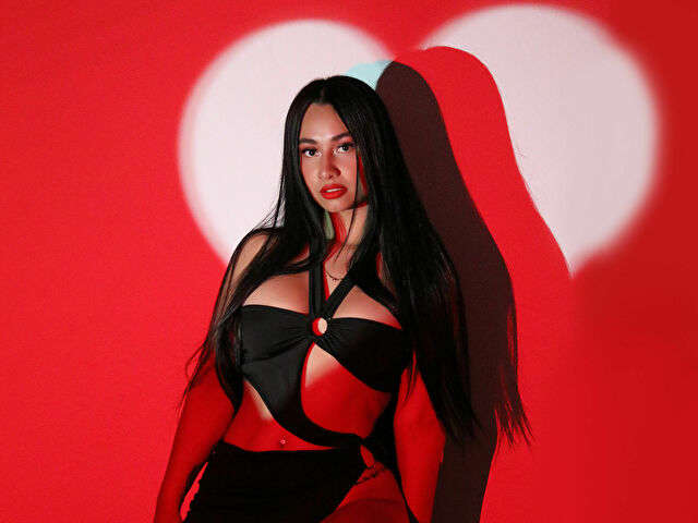 XCANDYALEJA free sexy photo