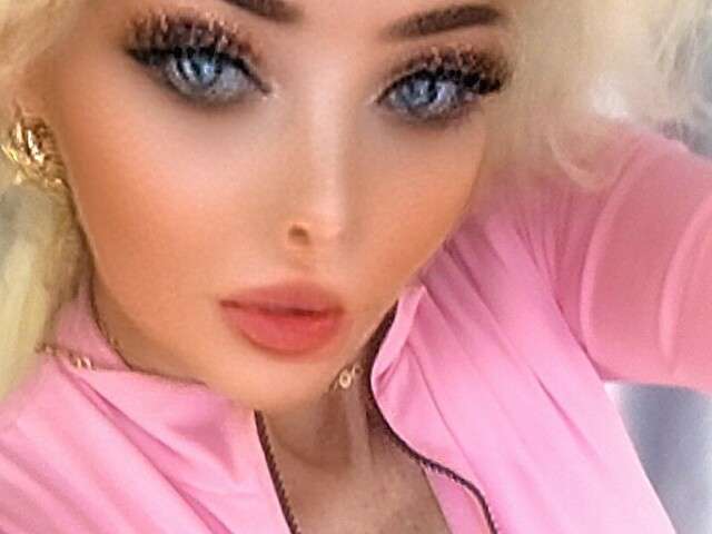 BIMBOBARBIE free sexy photo