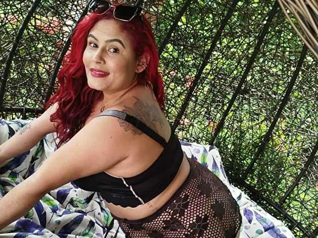 AMARACLEMENT free sexy photo