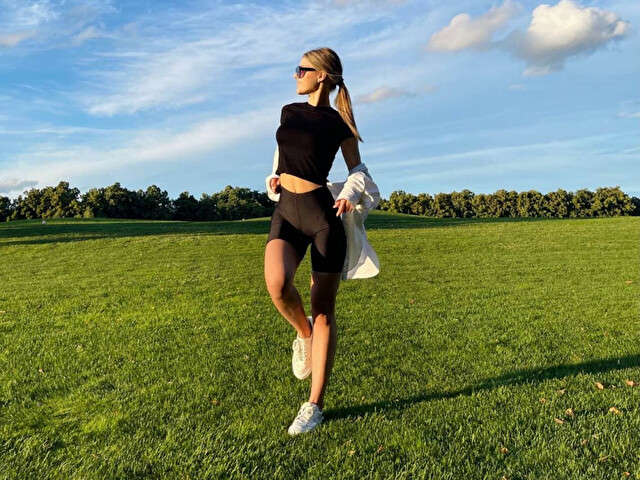 MARYV free sexy photo