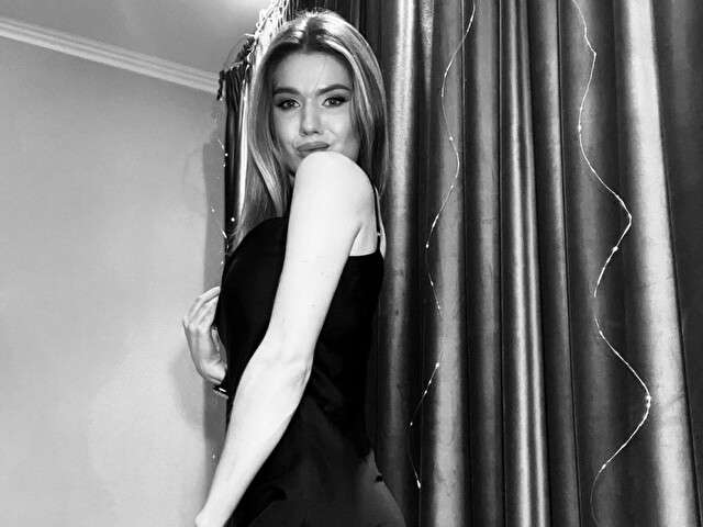 MARYV free sexy photo