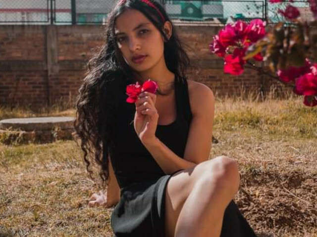 MIAWILD free sexy photo