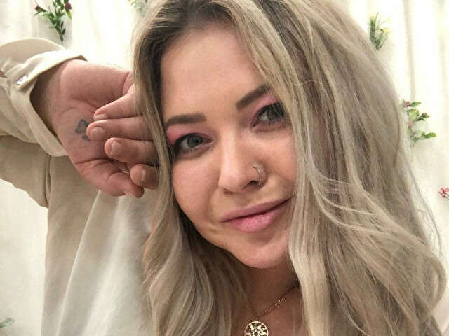 MILABIGBOOBS free sexy photo