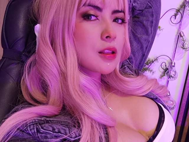 AMAZONA free sexy photo