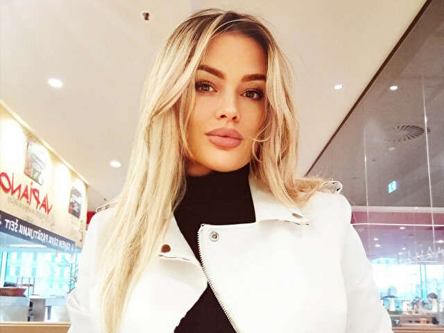 MILENAXXX free sexy photo