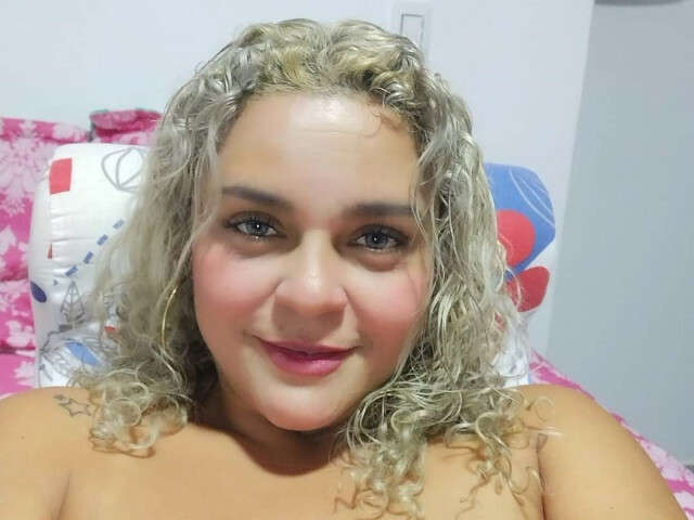 MARIEROUXT free sexy photo