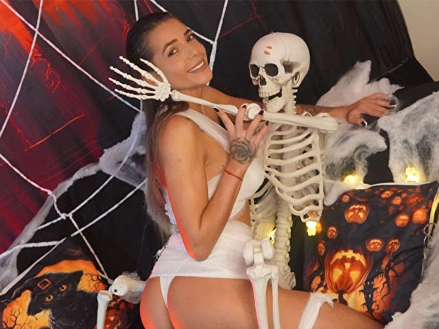 PLAYFULSHOW free sexy photo