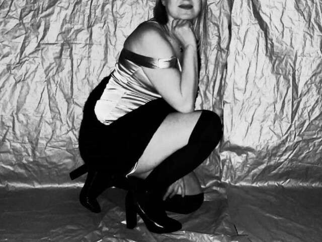 REDROOK free sexy photo