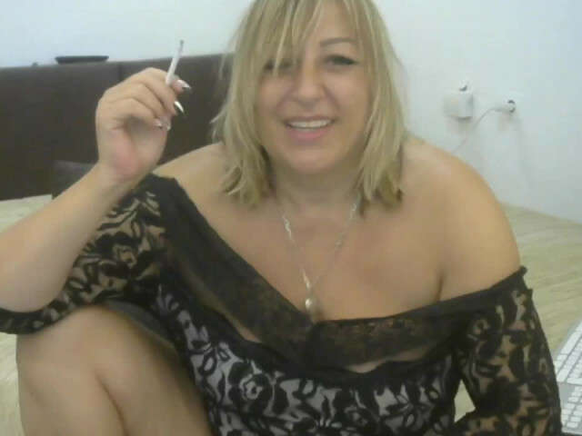 SEXYVERABACK free hard sexy photo