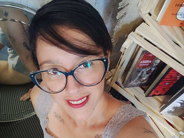 MAHINA84 free sexy photo