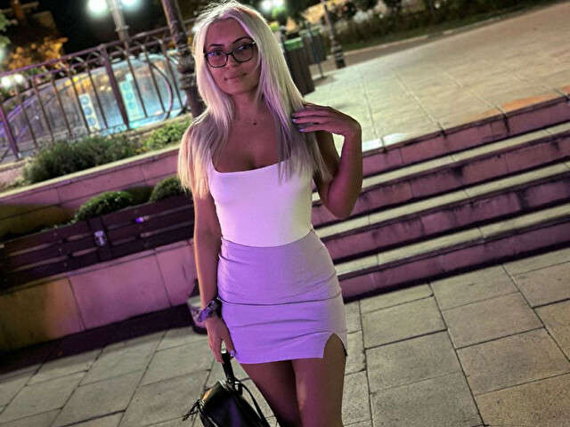 DIAMMONDDEE free hard sexy photo