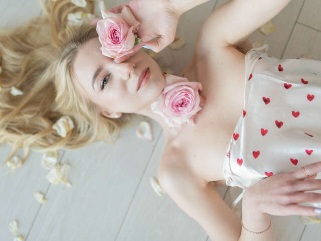 JUICYCHERRY free sexy photo
