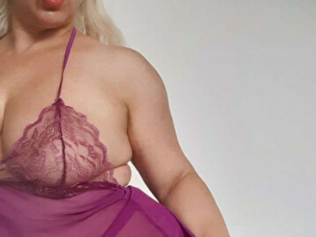 SORAYA1978 free hard sexy photo