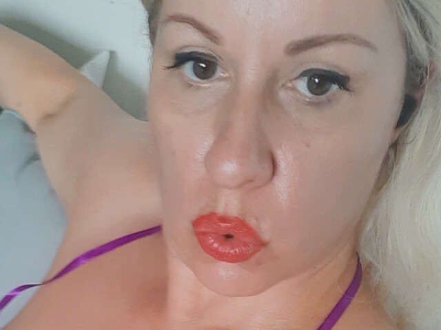 SORAYA1978 free sexy photo