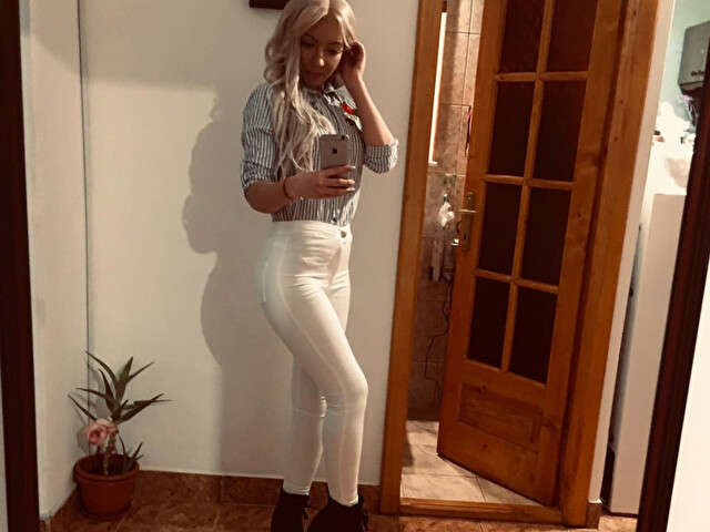 JULIAHAIE free sexy photo
