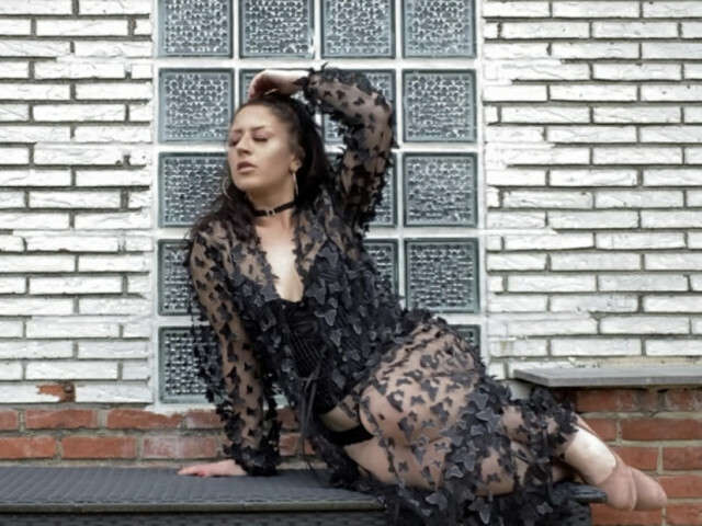 GIGITJE free hard sexy photo