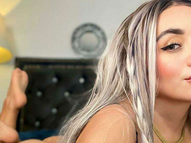 MANDYTAYLOR free sexy photo