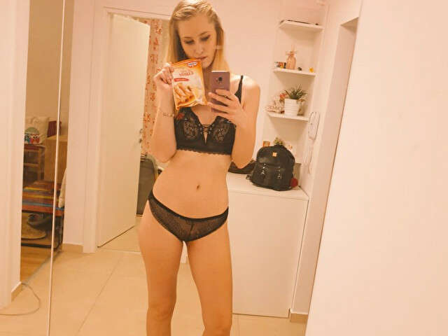 NATASHAROUGE free hard sexy photo