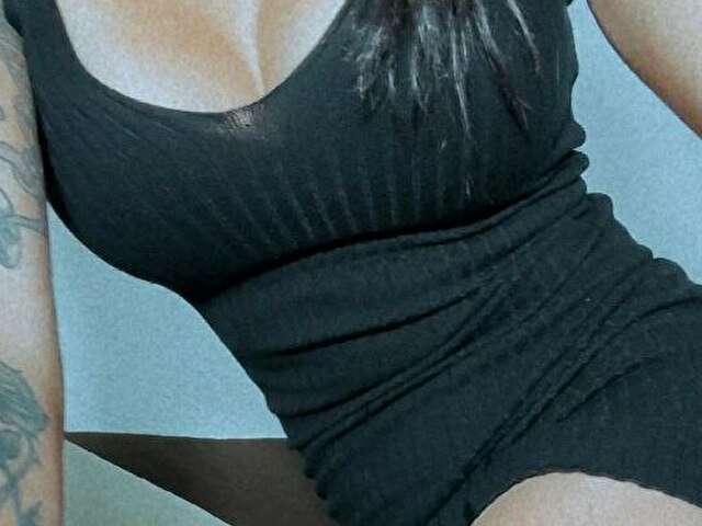 SECRETETERNO free sexy photo