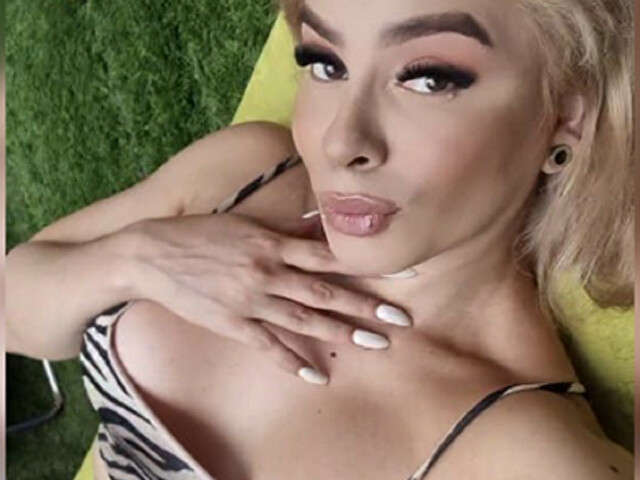 VICODOLLTS free hard sexy photo
