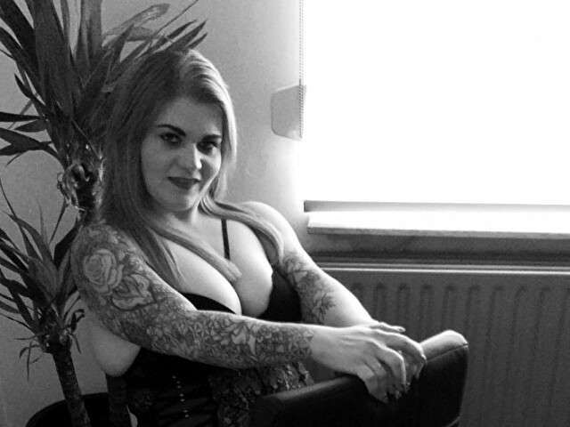 LADYJ free sexy photo