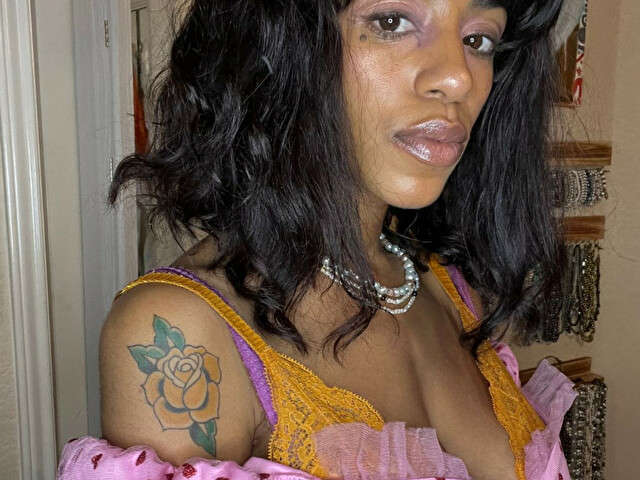 MOLLYP2 free sexy photo