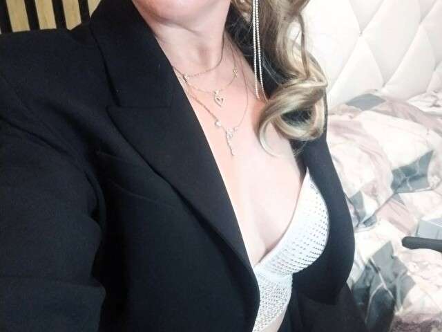 XNOELIAX free sexy photo
