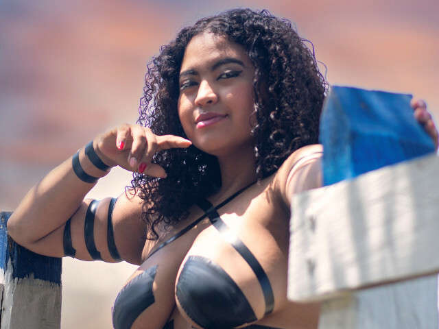 IVYROO free hard sexy photo
