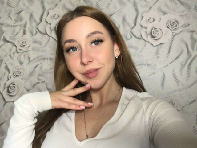 GUTSYHEART free sexy photo