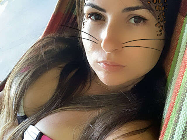 SHEDELICIOUS free sexy photo