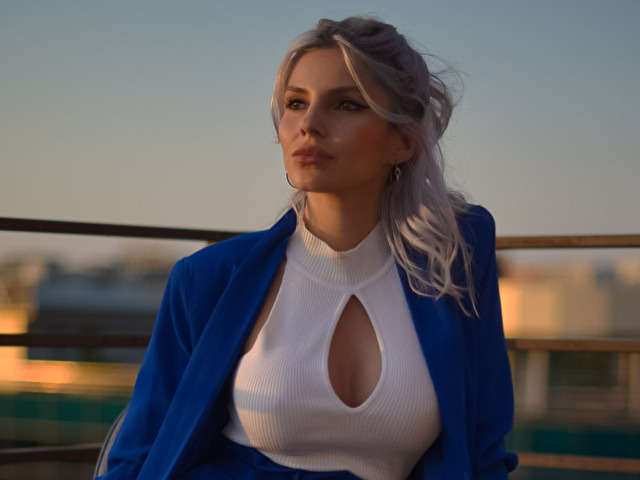 FIERCEFOX free sexy photo