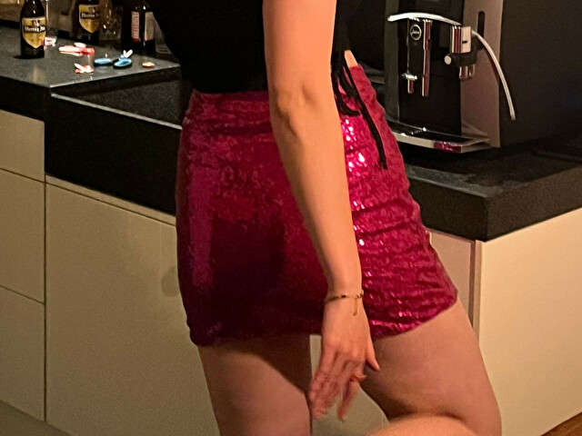 LISELOTTE free sexy photo