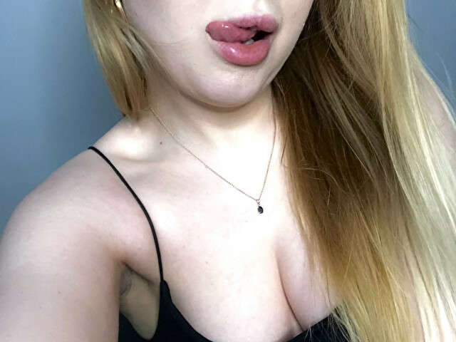 EMMAKITTY free sexy photo