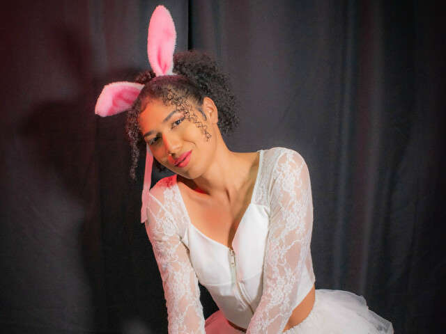 JENNYCUTETS free sexy photo