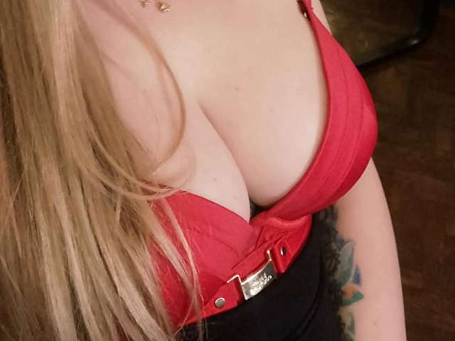 UNALOME free sexy photo