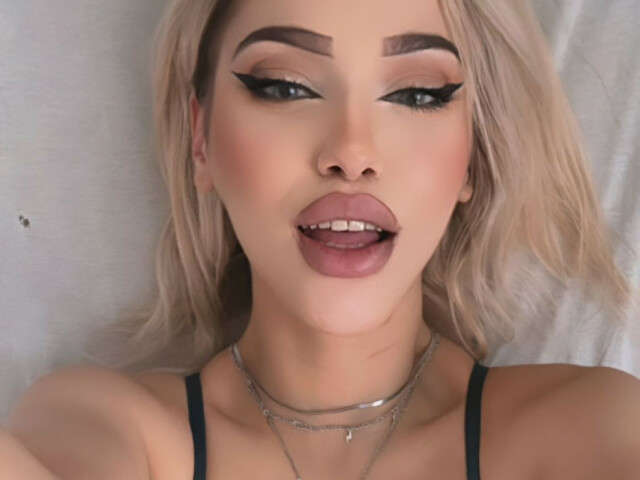 HQUEEN22 free sexy photo