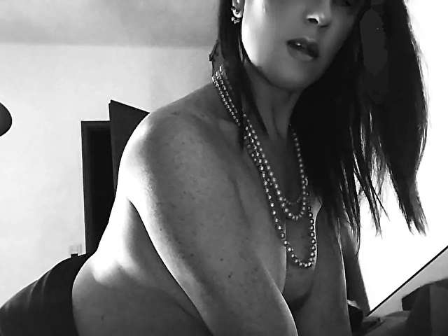 ROFRECKLES free hard sexy photo