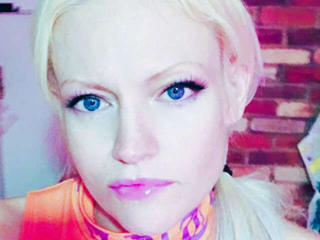 LILLYVREGA free sexy photo