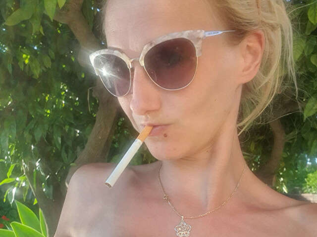 MAXMILLY23 free sexy photo