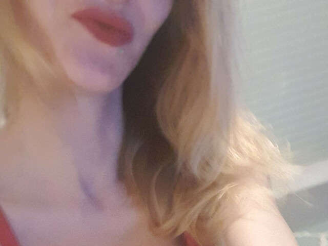 MAXMILLY23 free sexy photo