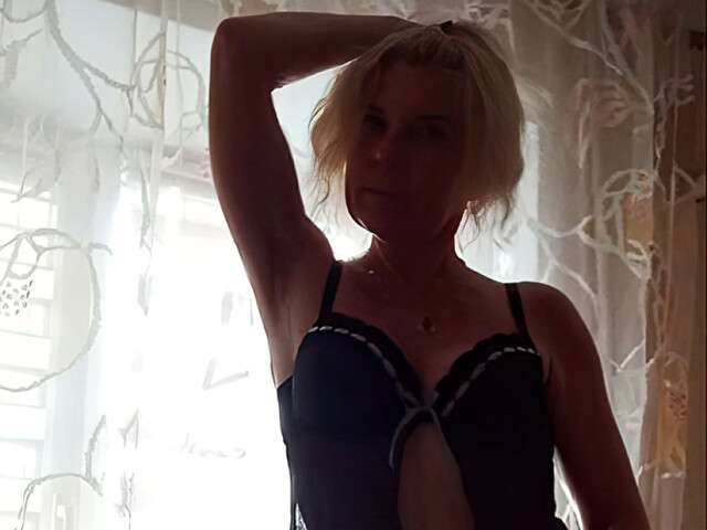 VIKITORY free sexy photo