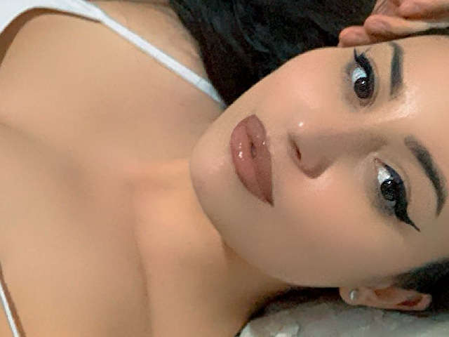 CELLINESTAR free sexy photo