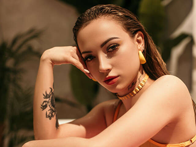 EVELINAMOOR free sexy photo