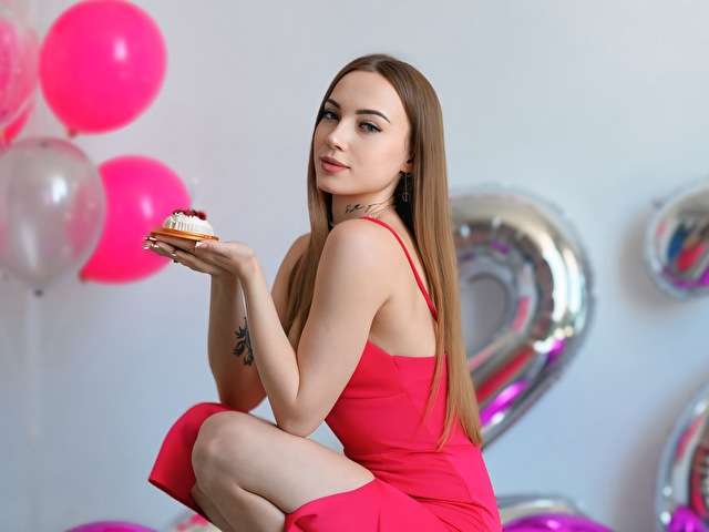 EVELINAMOOR free sexy photo